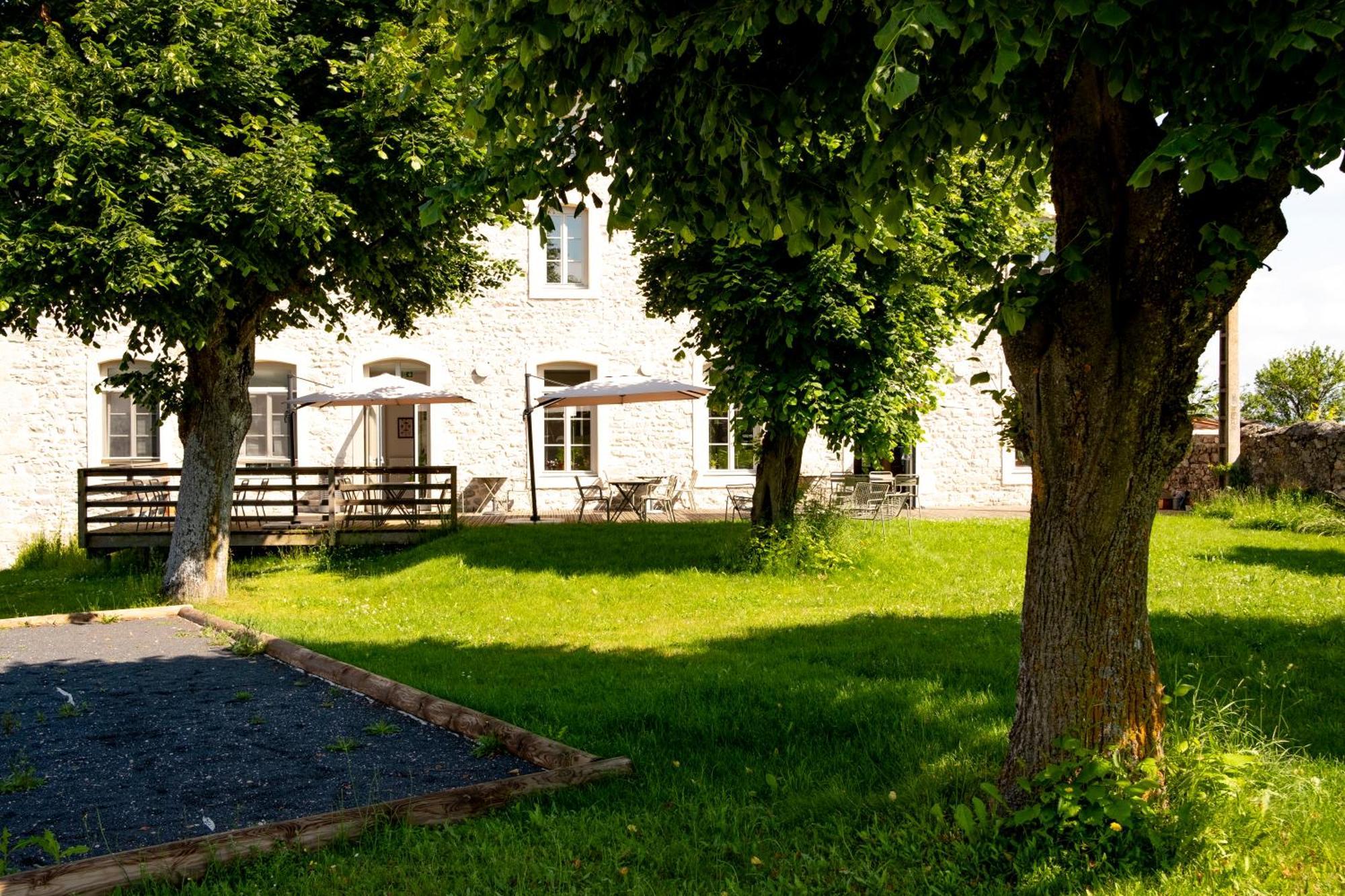 L'Auberge Du Campos Saint-Pierre-Duchamp Exterior foto